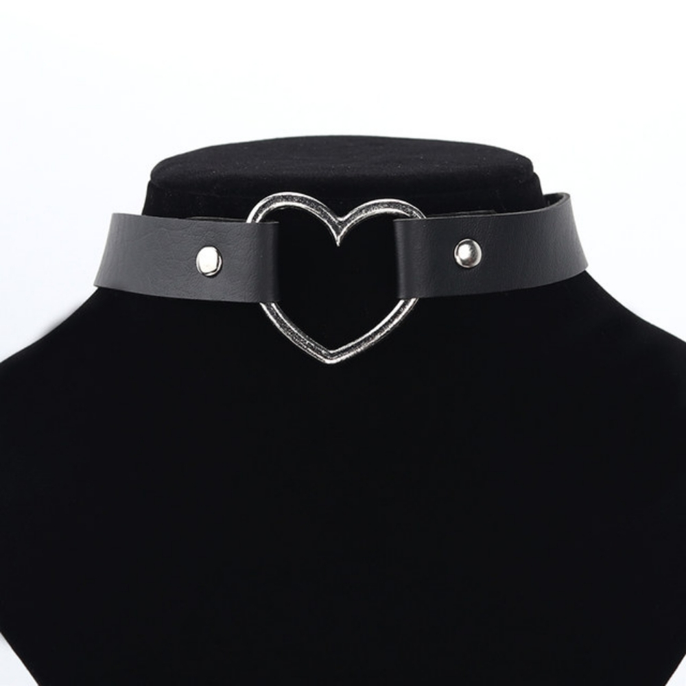 Vegan Leather Heart Choker